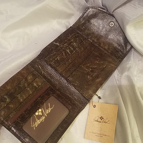 Patricia Nash wallet tooled turquoise NWT - Picture 2 of 6